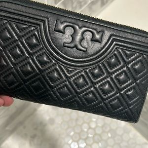 Tory Burch quilted zip wallet